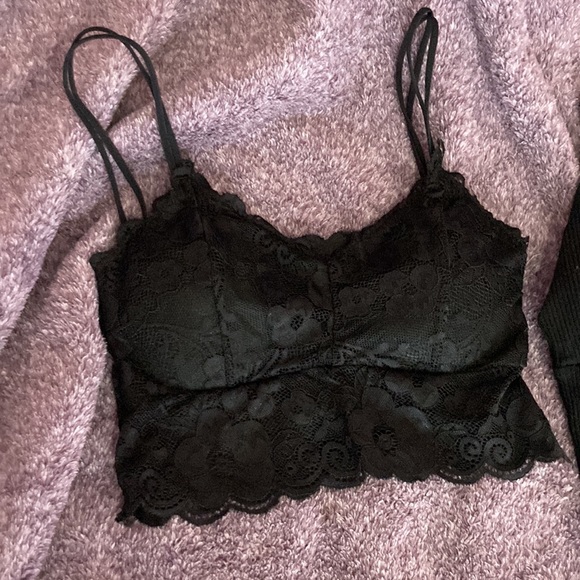 Bundle of 3 crop tops from Wish - Picture 2 of 4